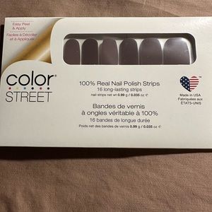 Color Street Berlin to Win It